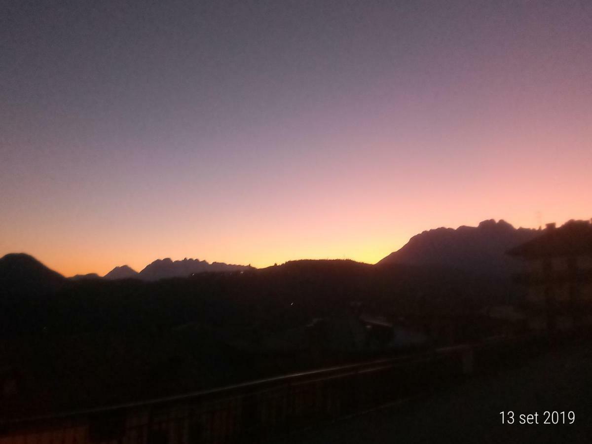 Da Nicola E Laura Lägenhet Santo Stefano Di Cadore Exteriör bild